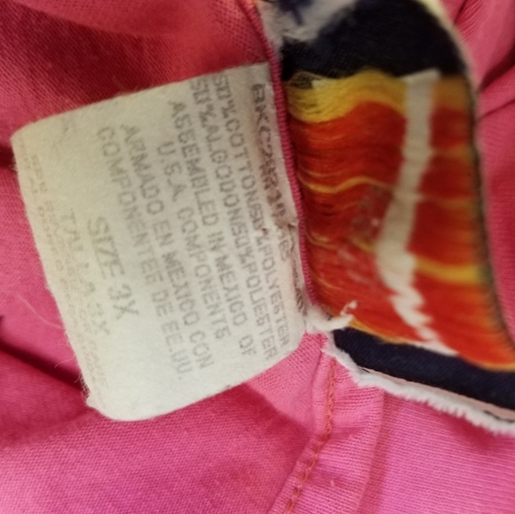 C.S.T. Sport Pink 3x Embroidered Lighthouse Tee - Picture 5 of 6